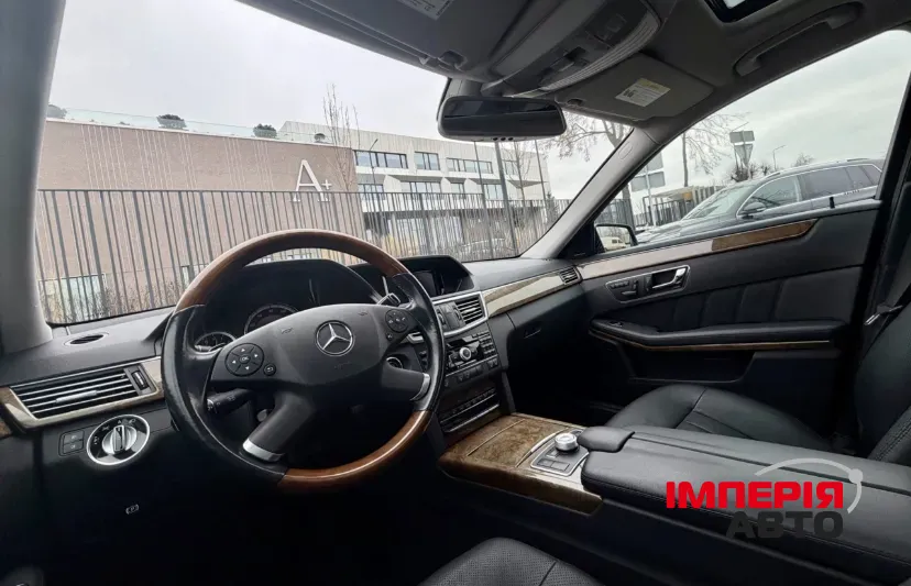 Mercedes-Benz E-Класс - фото 14