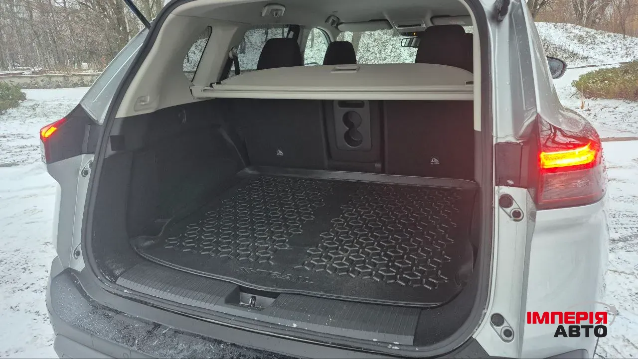 Nissan X-Trail - фото 11