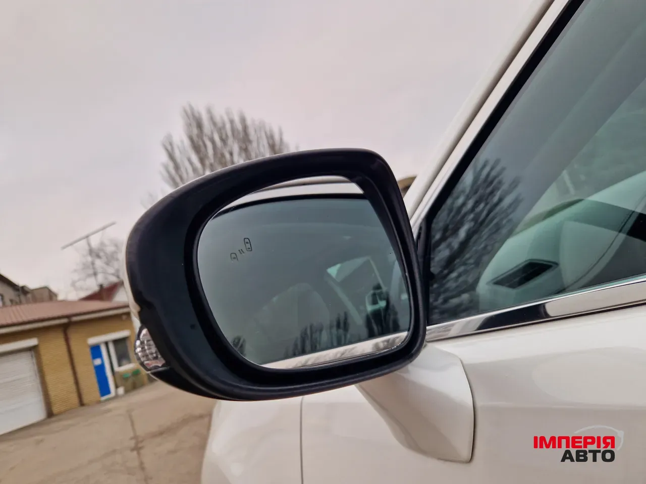 Lexus ES - фото 14