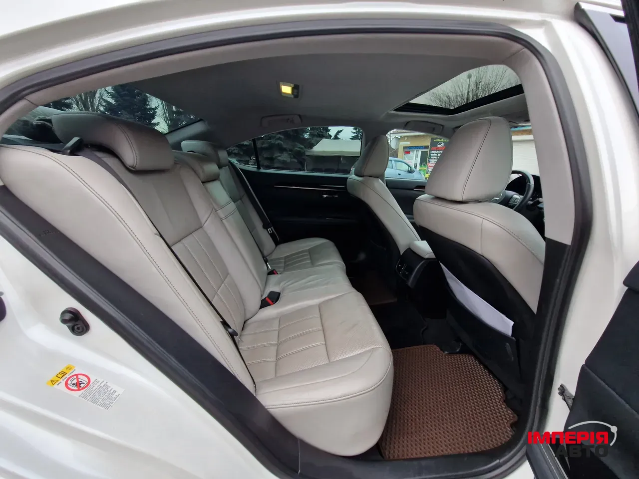 Lexus ES - фото 33