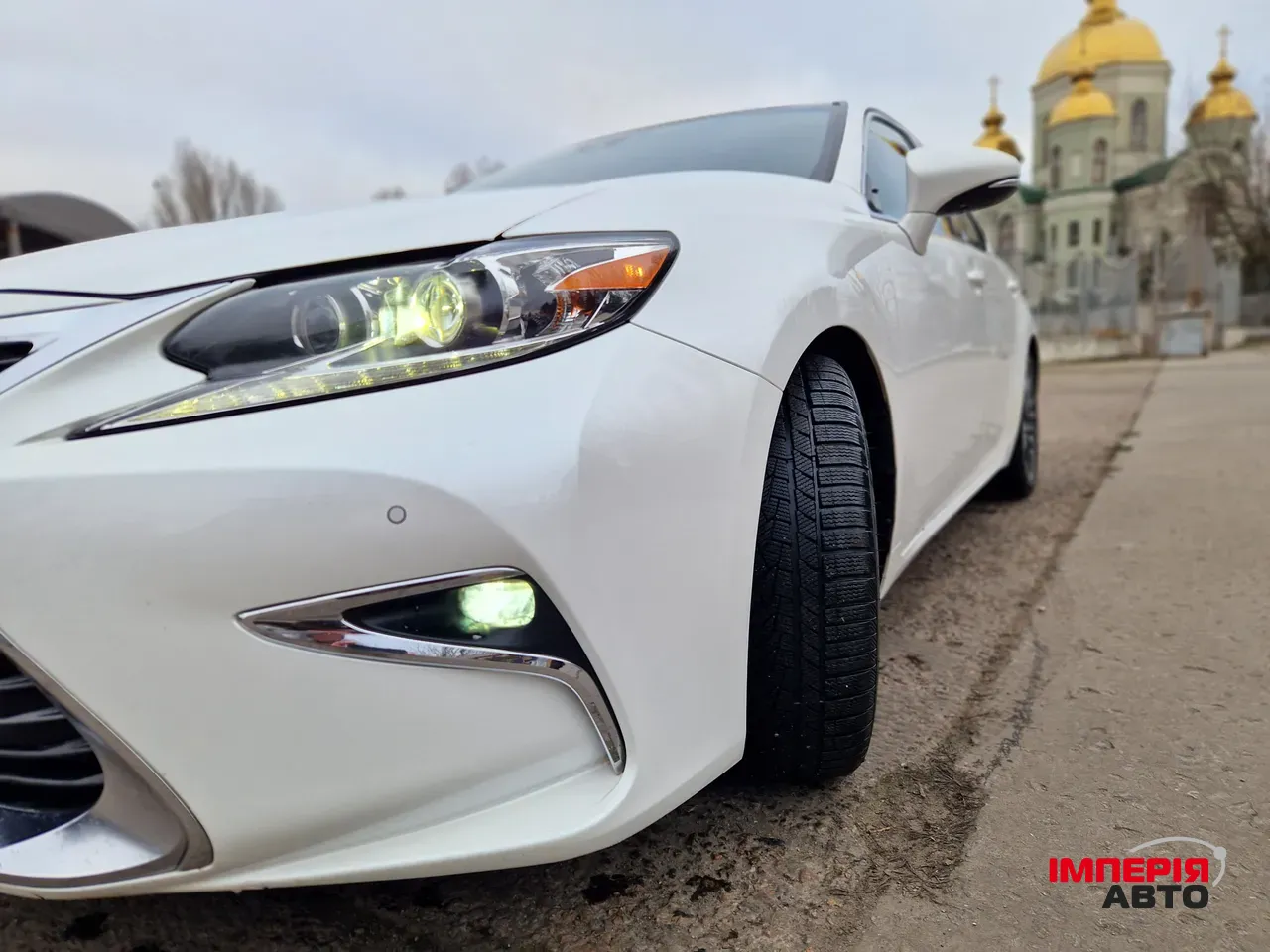 Lexus ES - фото 10