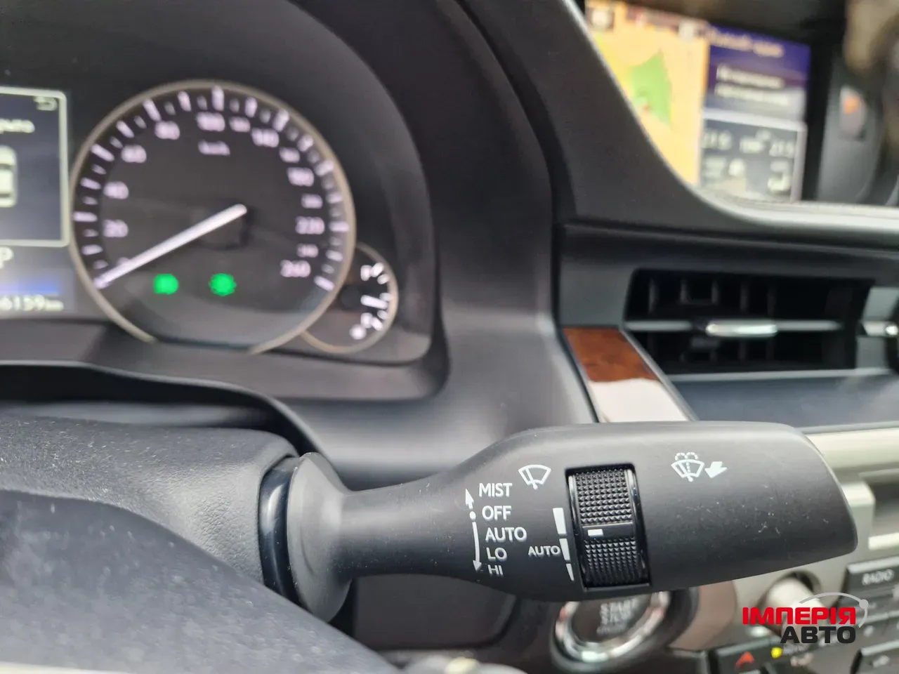 Lexus ES - фото 22