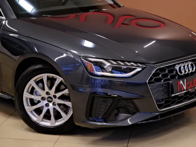 Audi A4 - фото 3