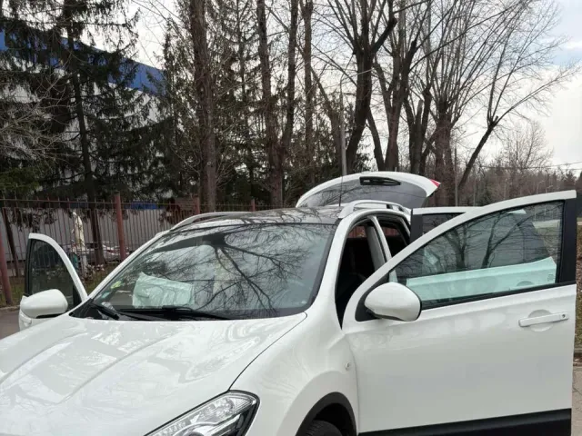 Nissan Qashqai - фото 2