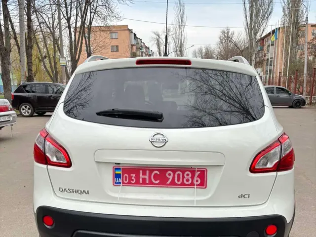 Nissan Qashqai - фото 5