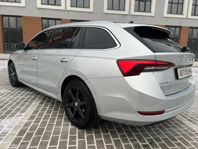 Skoda Octavia - фото 5
