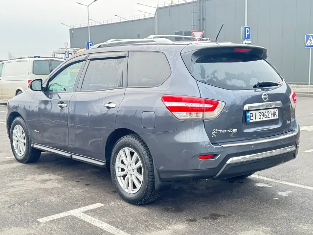 Nissan Pathfinder - фото 4