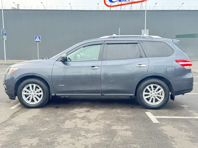 Nissan Pathfinder - фото 3