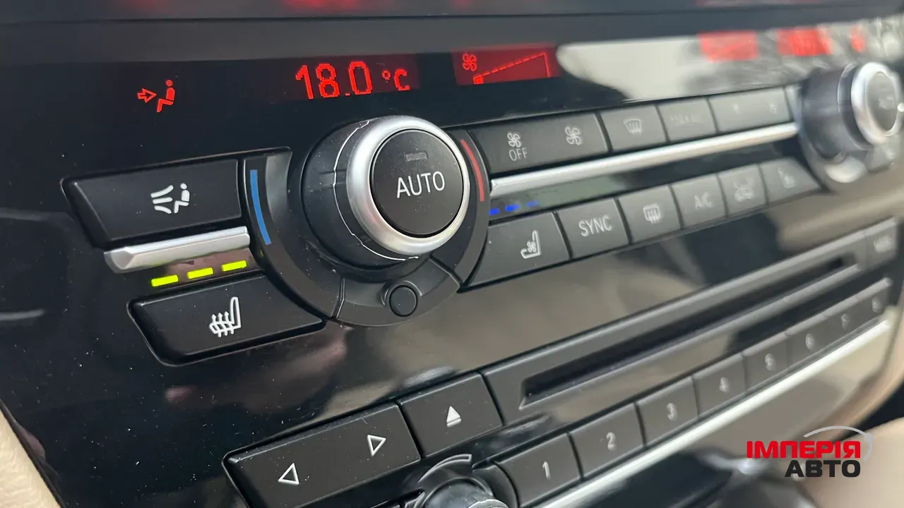 BMW X6 - фото 12