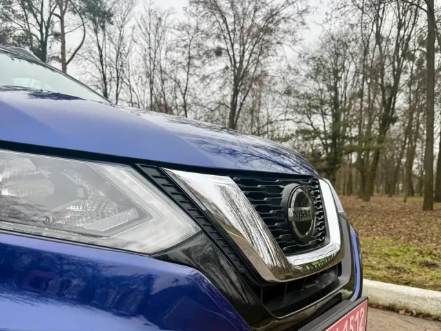 Nissan Rogue - фото 1
