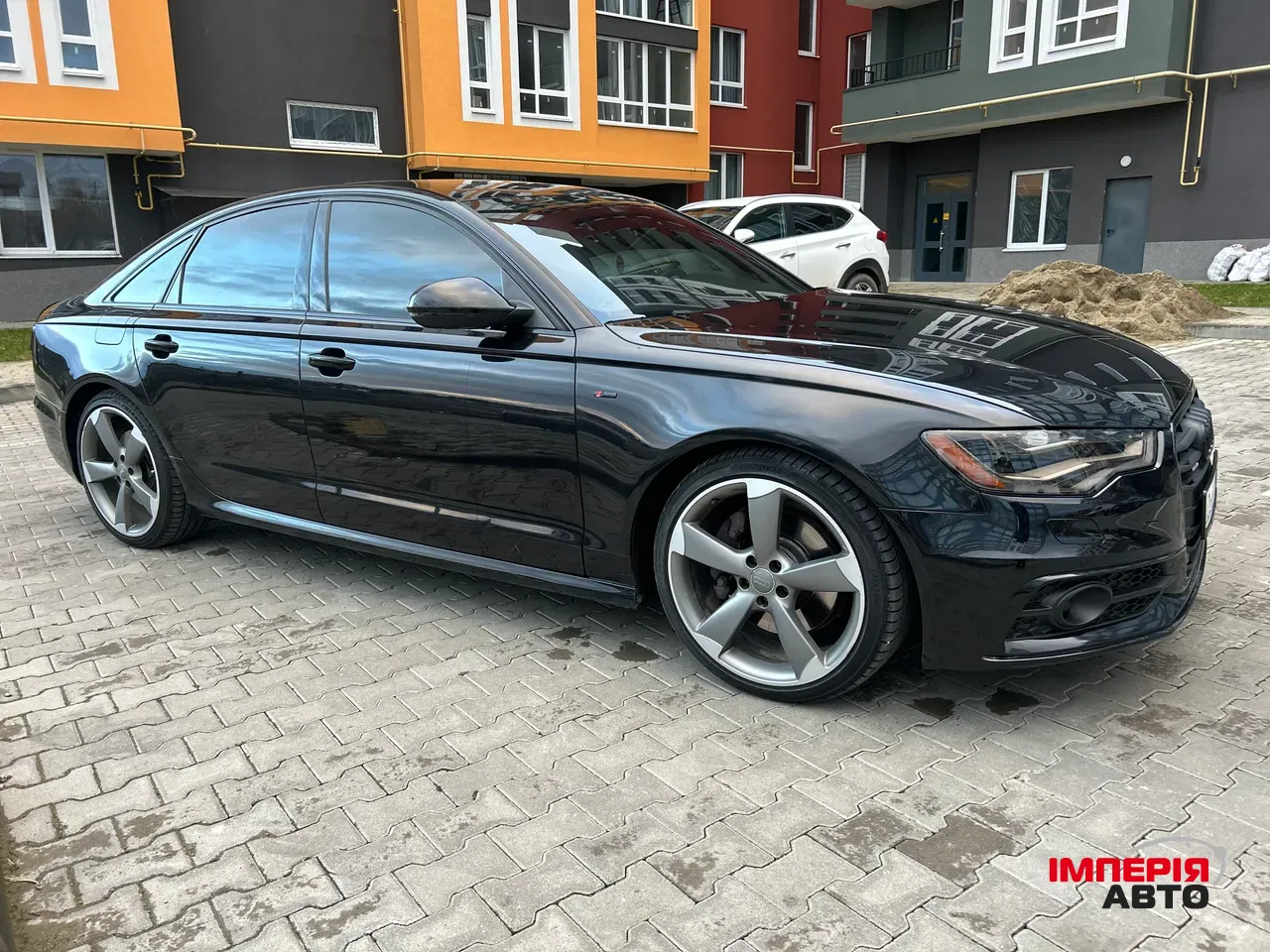 Audi A6 - фото 16