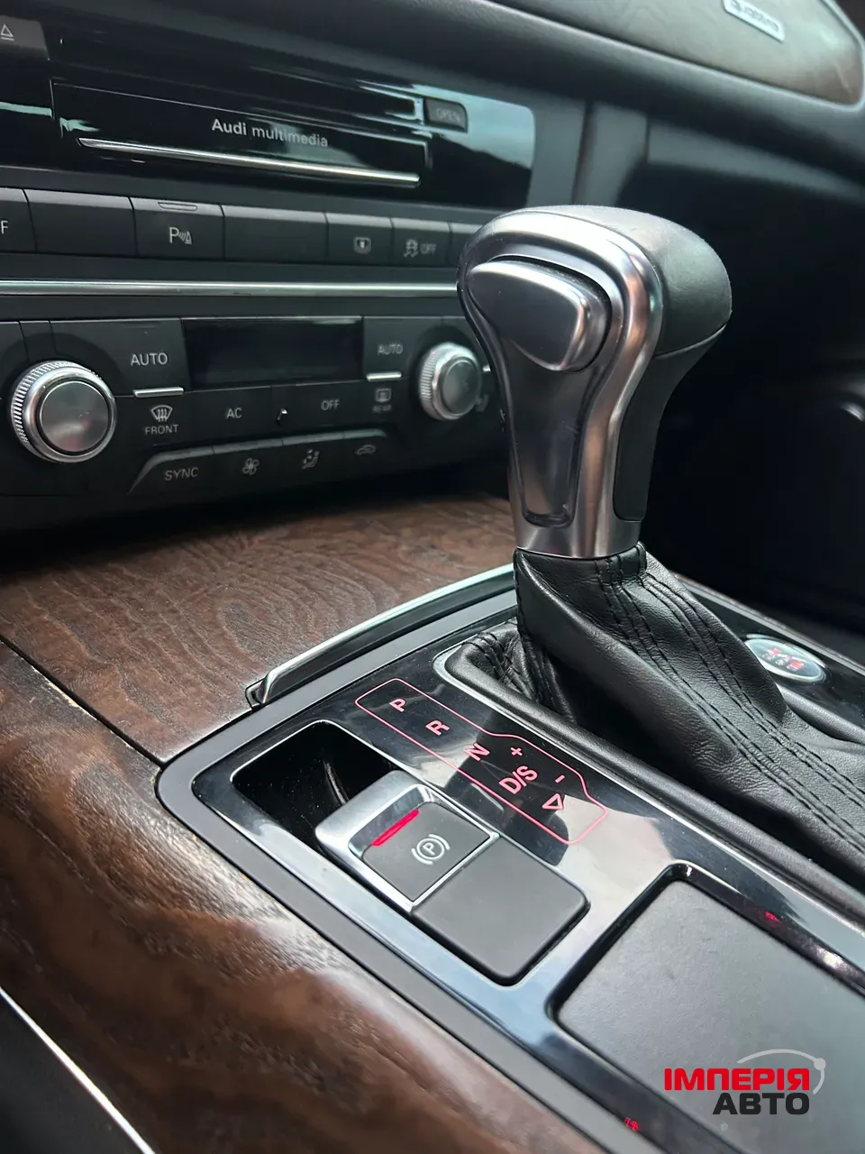 Audi A6 - фото 29