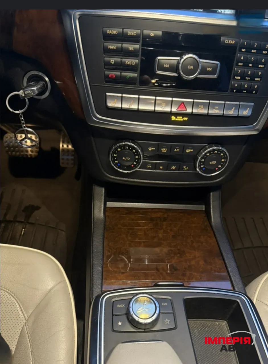 Mercedes-Benz M-Класс - фото 13