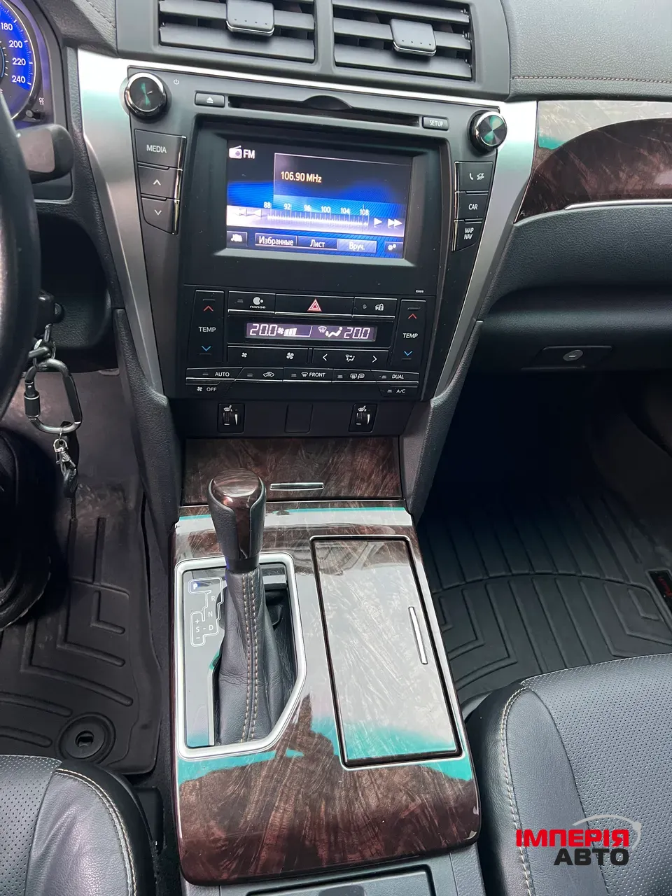 Toyota Camry - фото 14