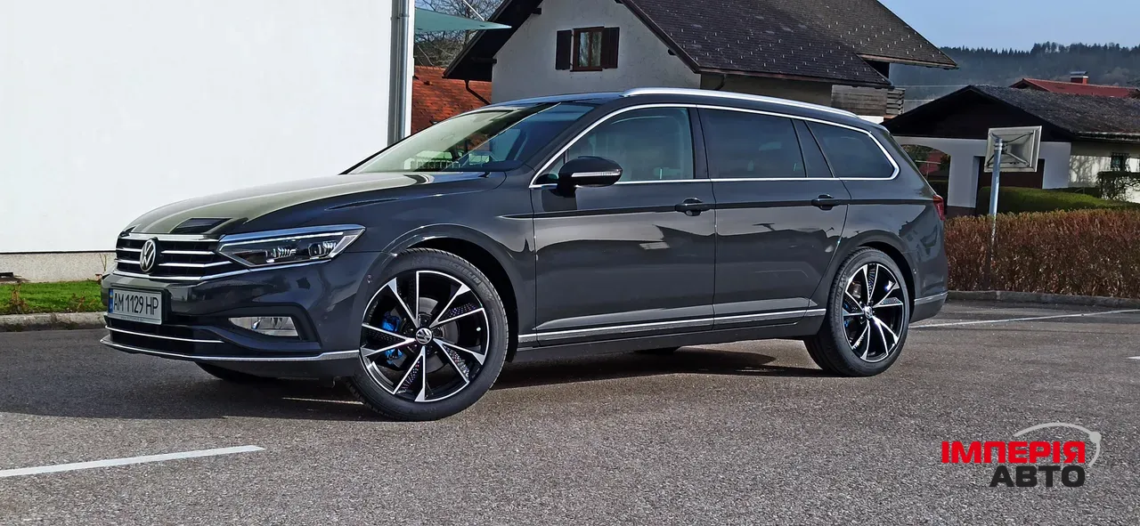 Volkswagen Passat - фото 2