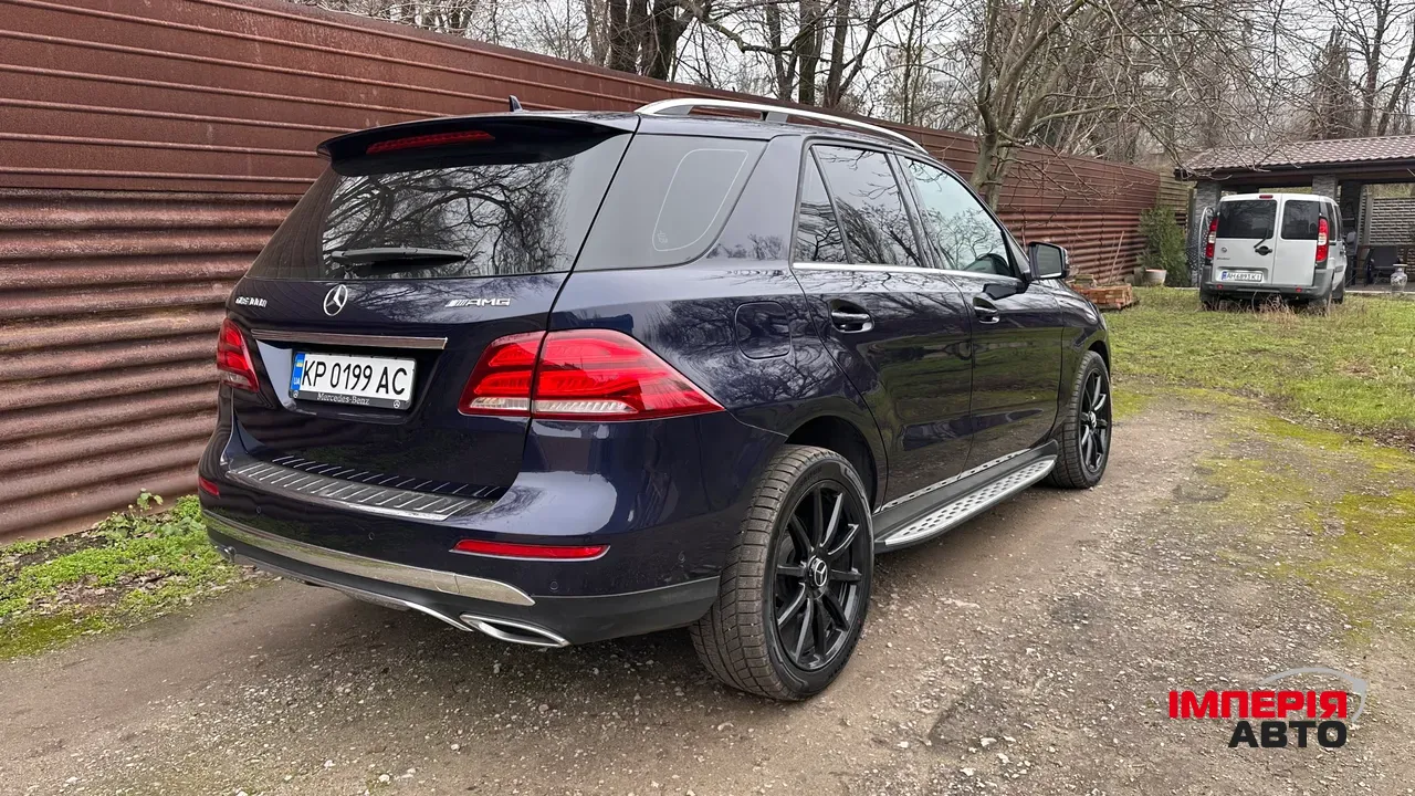 Mercedes-Benz GLE - фото 5