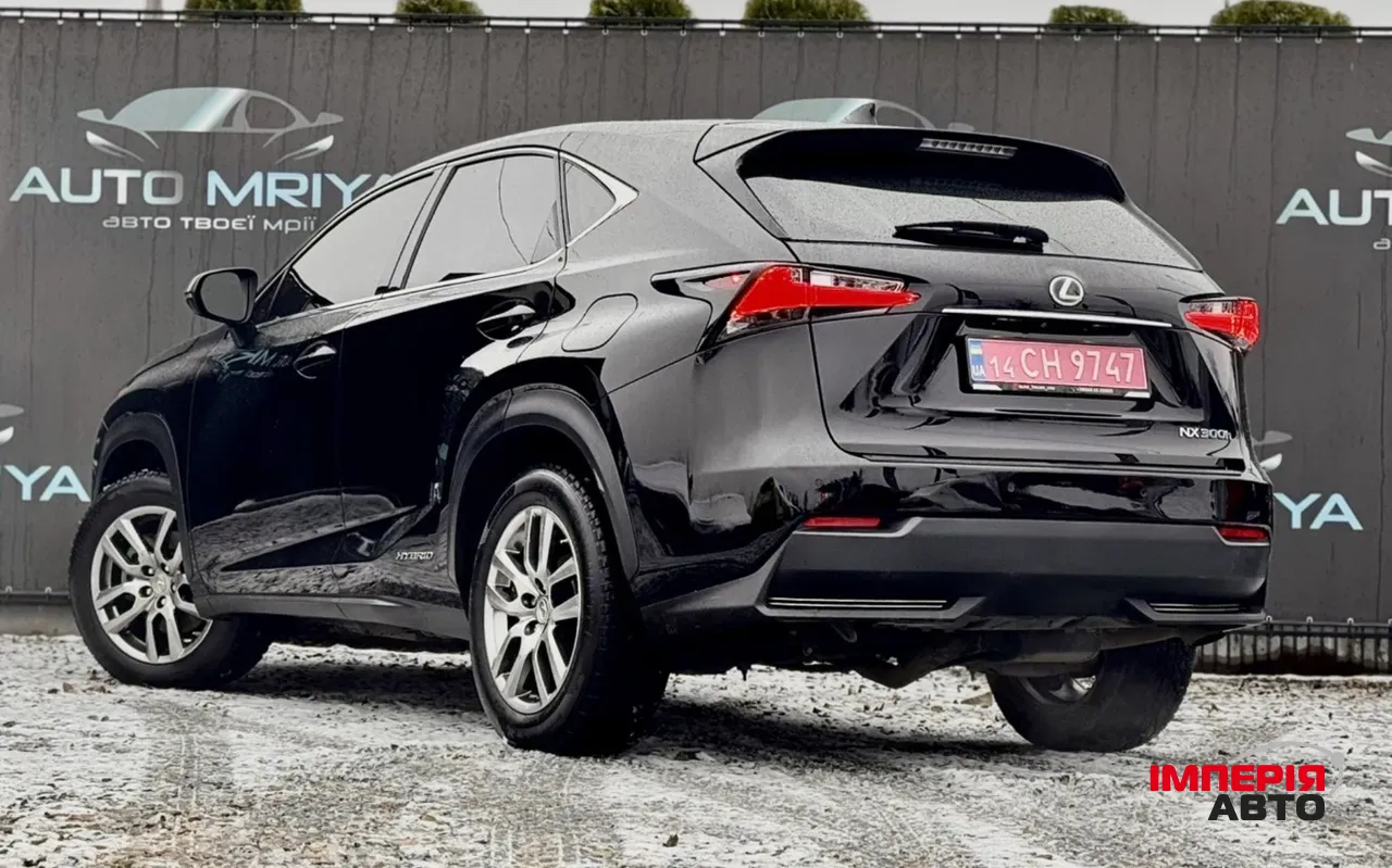Lexus NX - фото 3