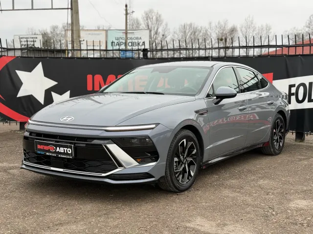 Hyundai Sonata - фото 1