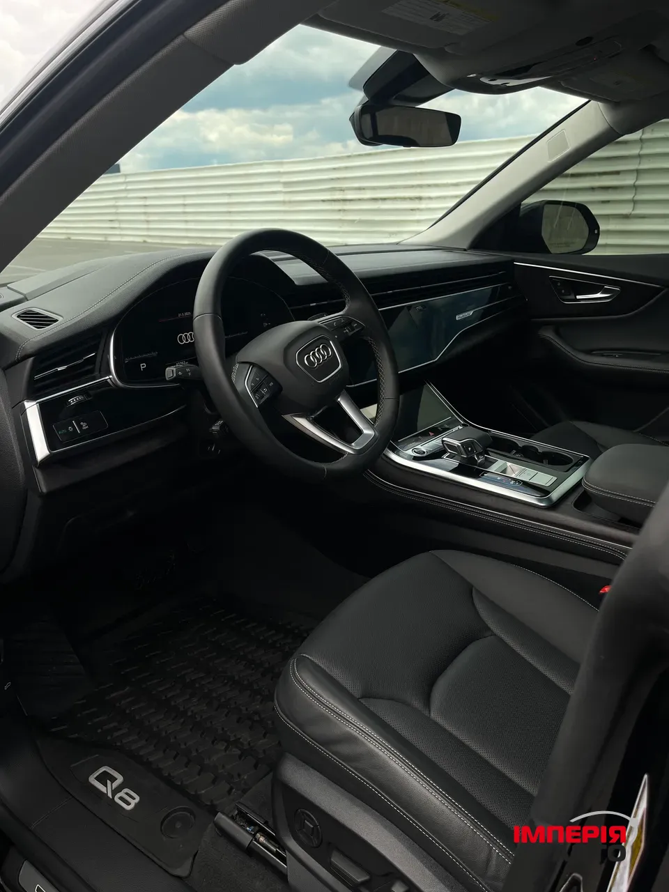 Audi Q8 - фото 8