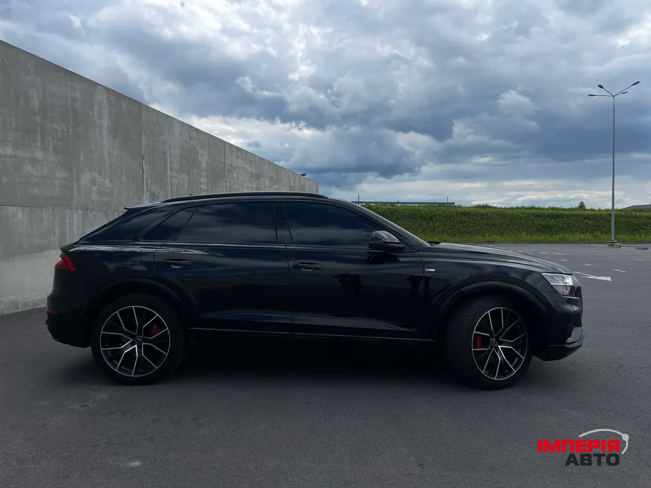Audi Q8 - фото 4