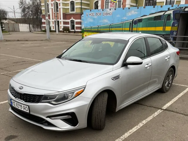 Kia Optima - фото 3
