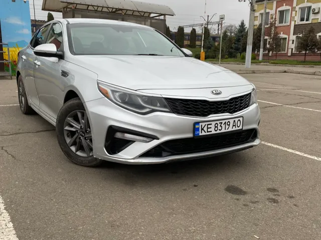 Kia Optima - фото 4