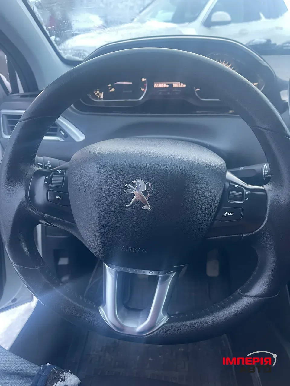 Peugeot 208 - фото 13