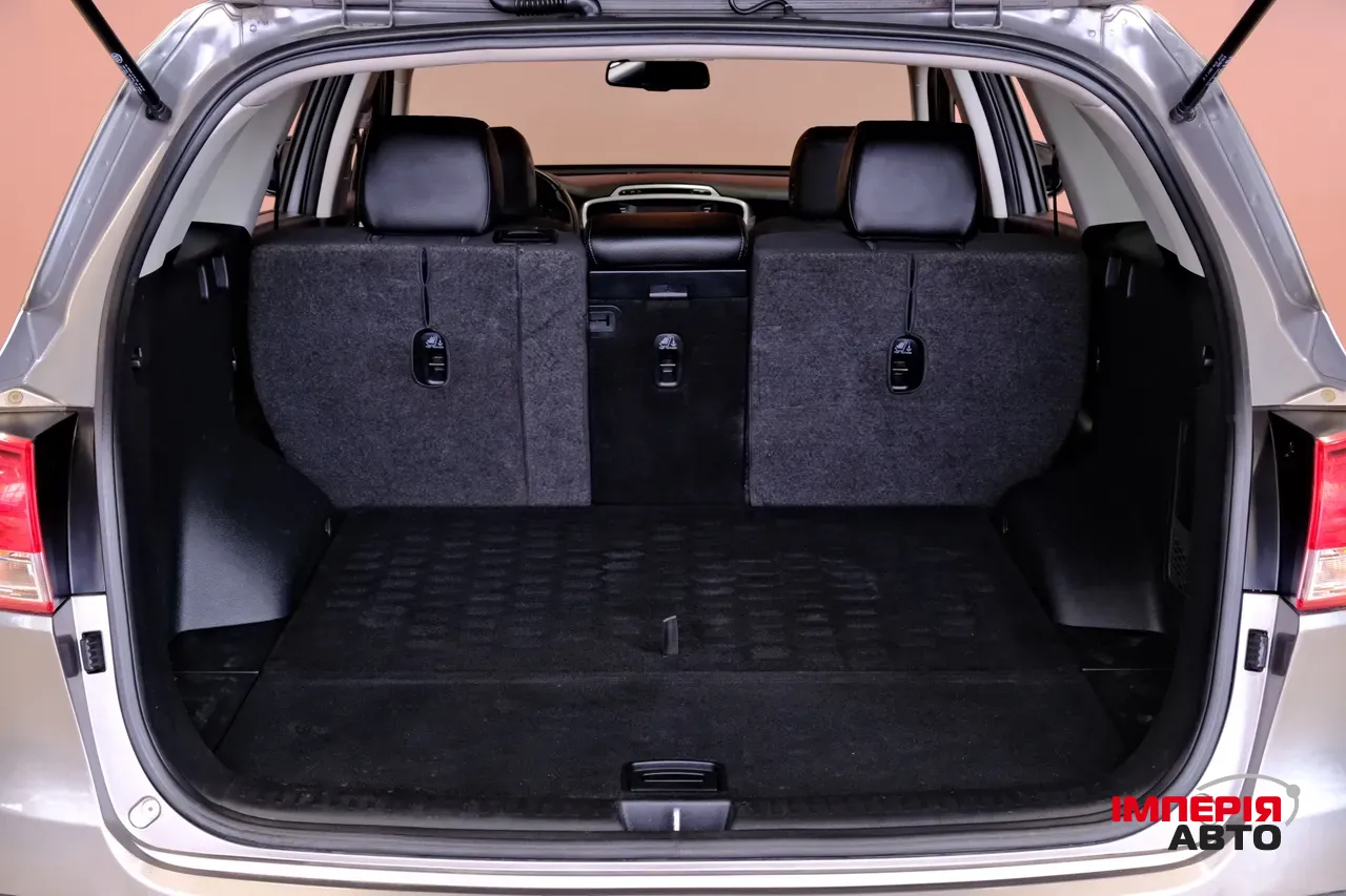 Kia Sorento - фото 9