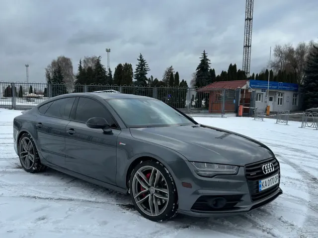 Audi A7 - фото 3