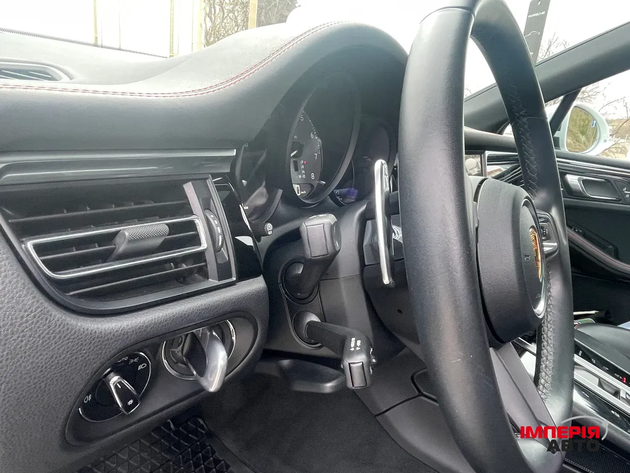 Porsche Macan - фото 30