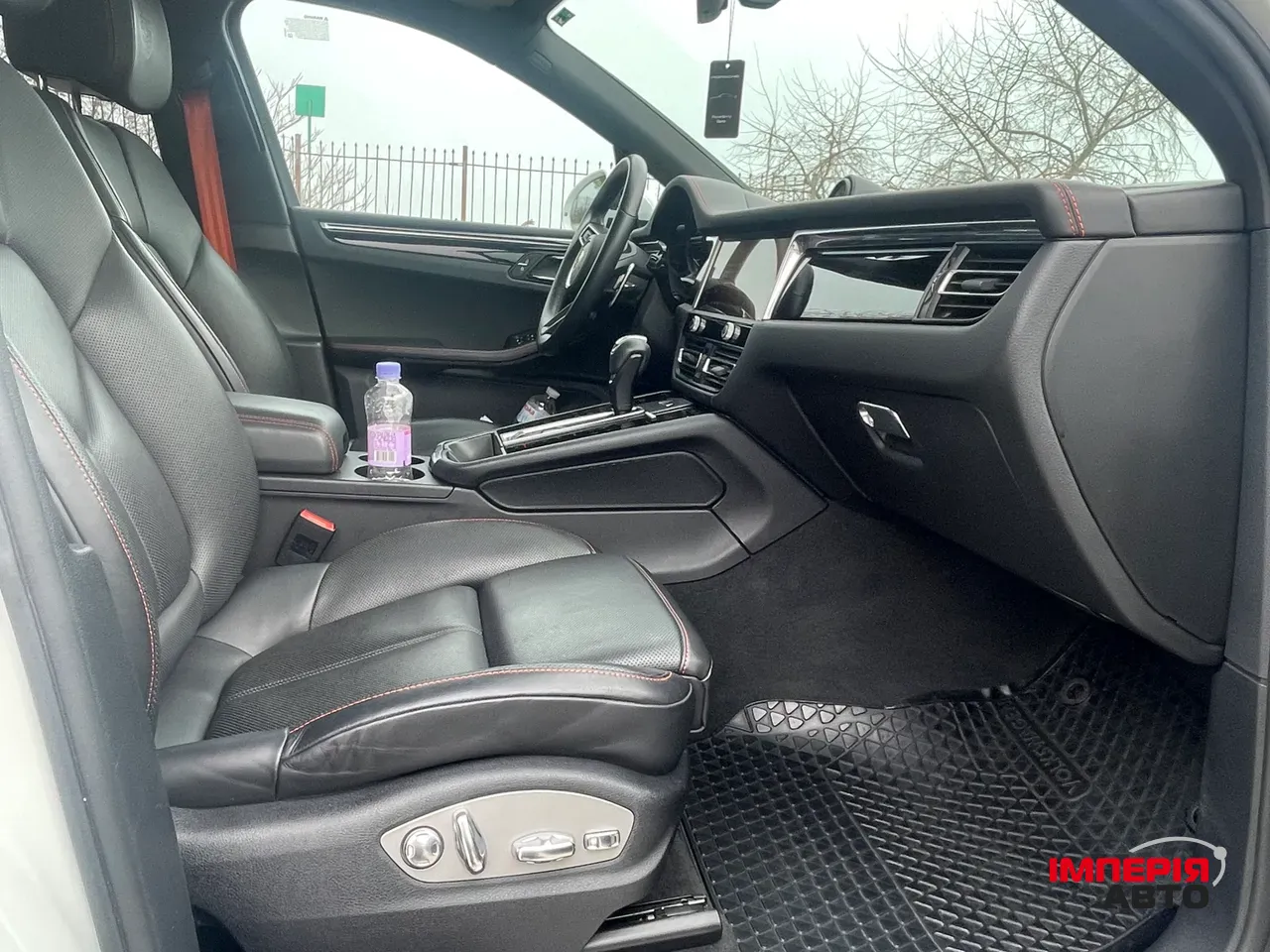 Porsche Macan - фото 37