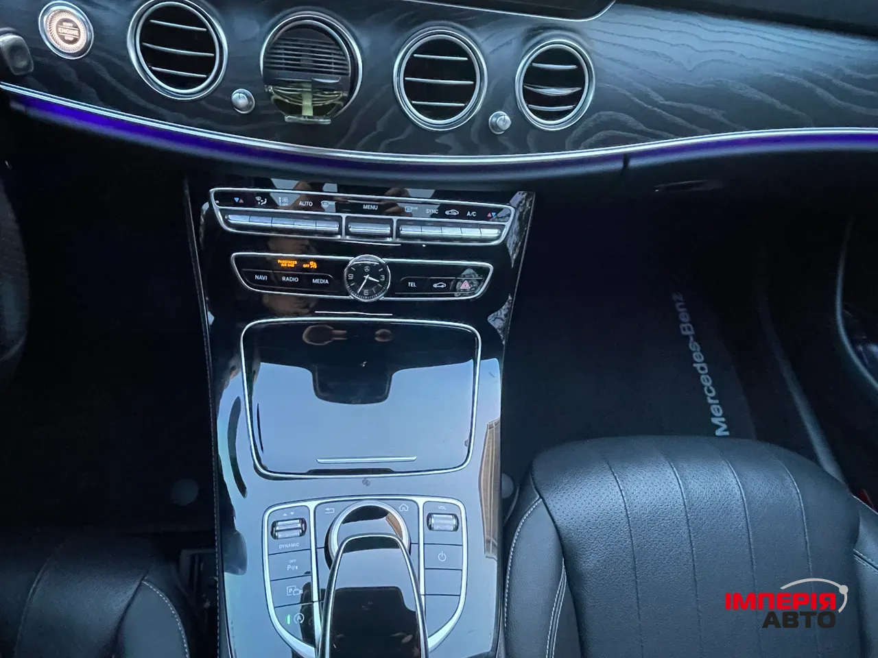 Mercedes-Benz E-Класс AMG - фото 26