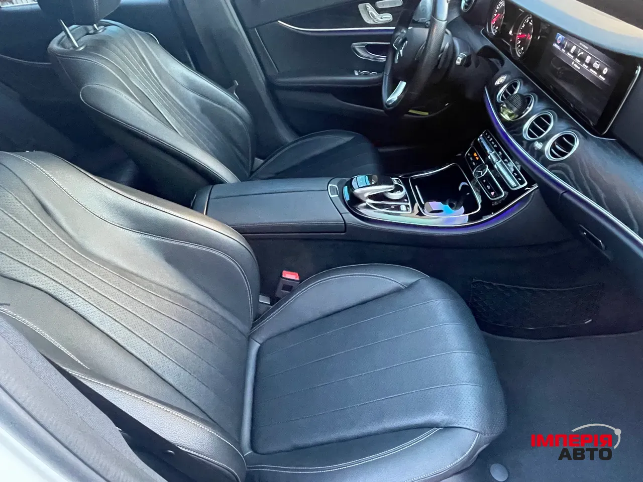 Mercedes-Benz E-Класс AMG - фото 39