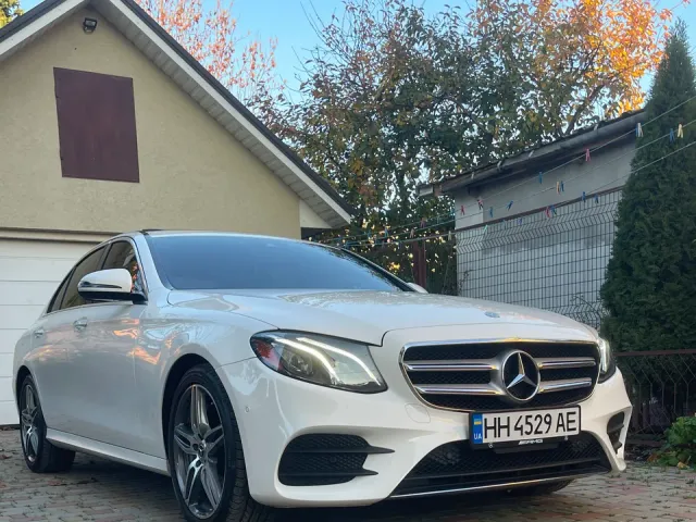 Mercedes-Benz E-Класс AMG - фото 5