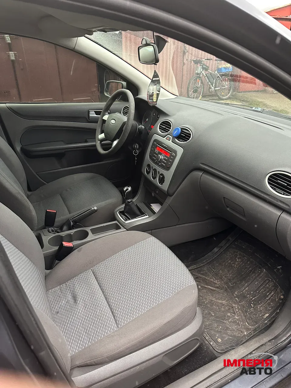 Ford Focus - фото 6