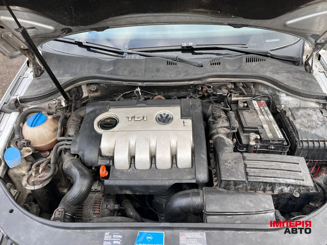 Volkswagen Passat - фото 9