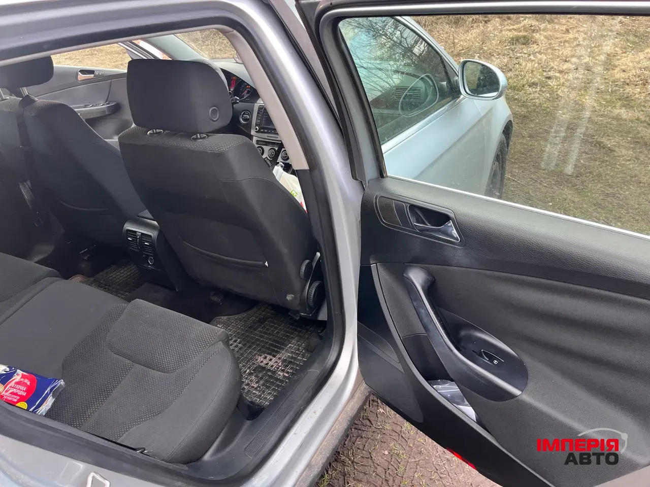 Volkswagen Passat - фото 6