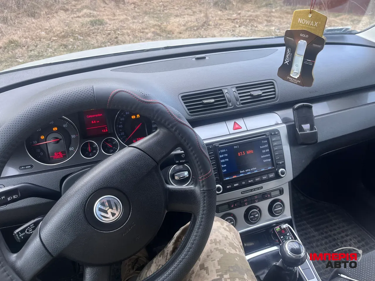 Volkswagen Passat - фото 11