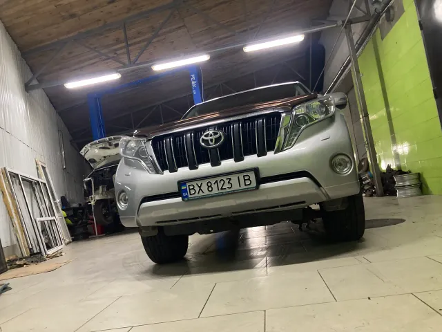 Toyota Land Cruiser Prado - фото 4