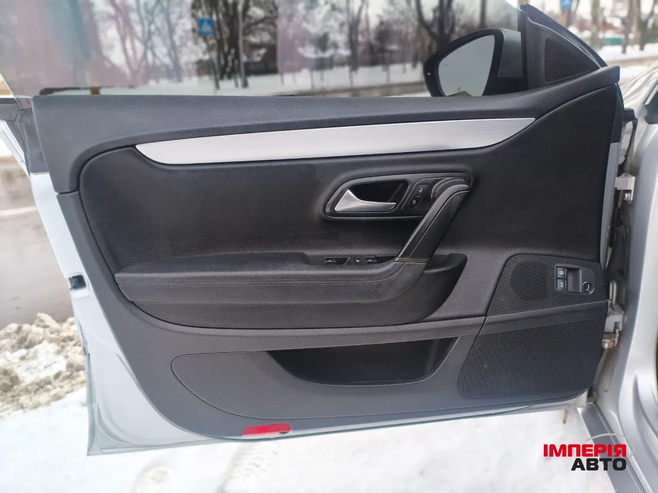 Volkswagen Passat CC - фото 9