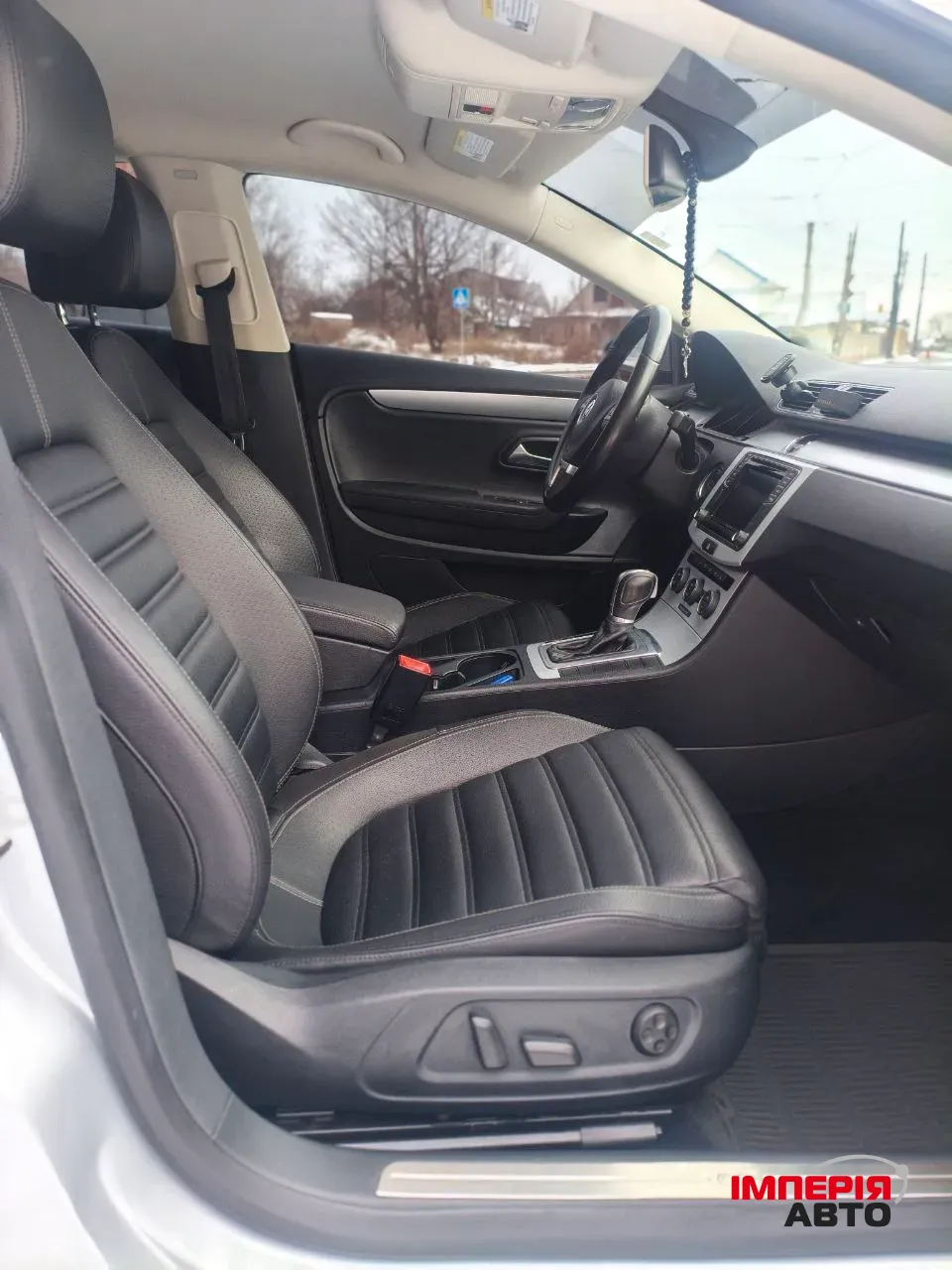 Volkswagen Passat CC - фото 14