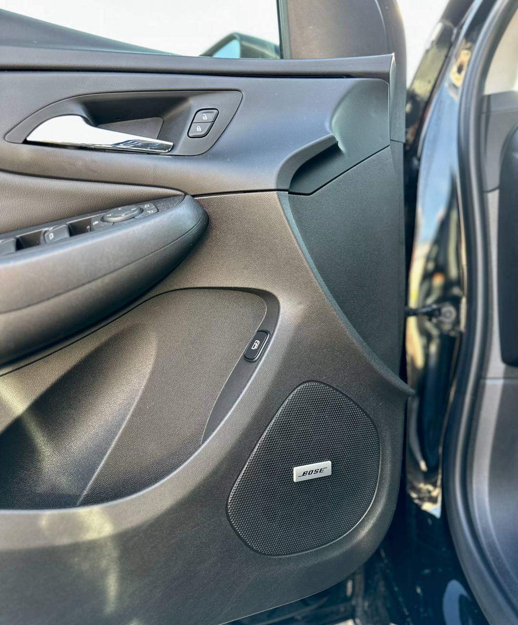 Chevrolet Volt - фото 11