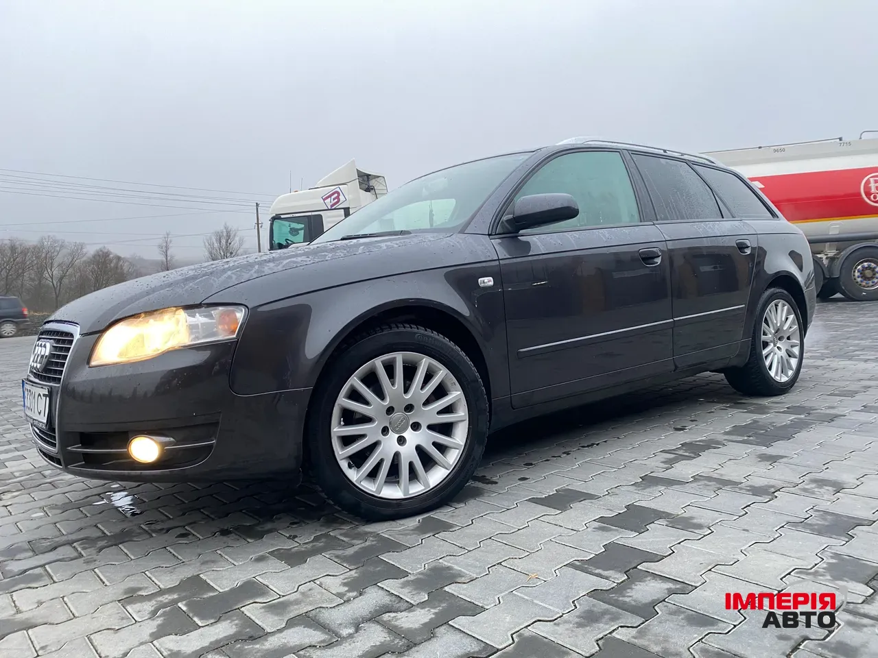 Audi A4 - фото 6