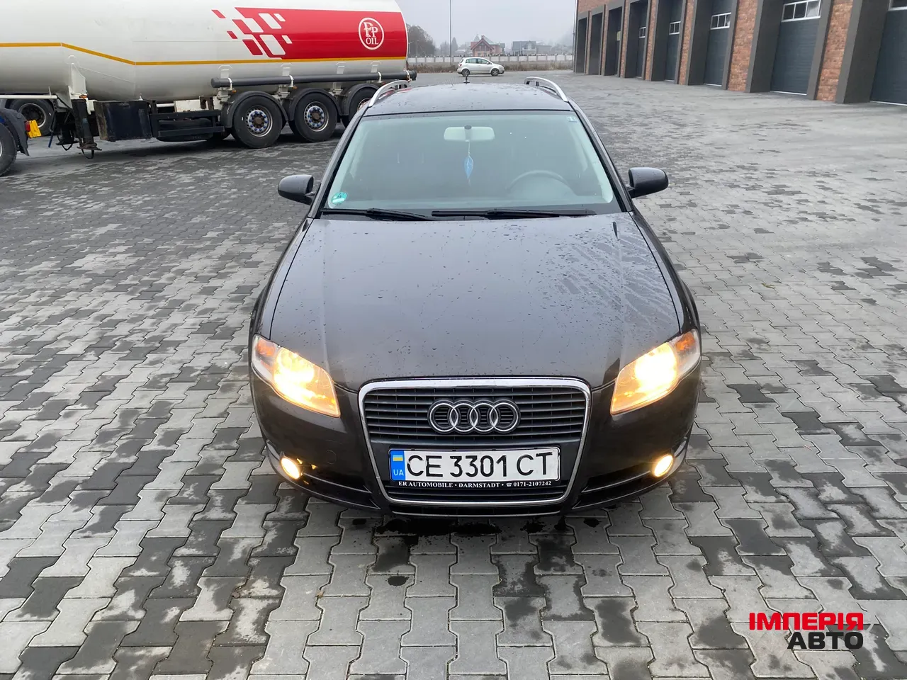 Audi A4 - фото 8
