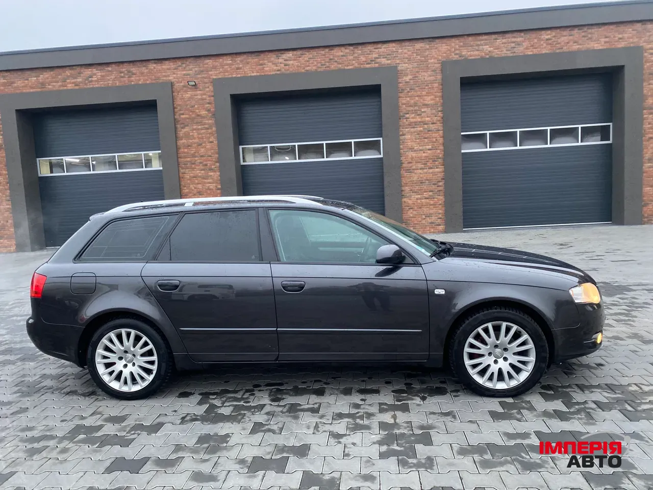 Audi A4 - фото 14