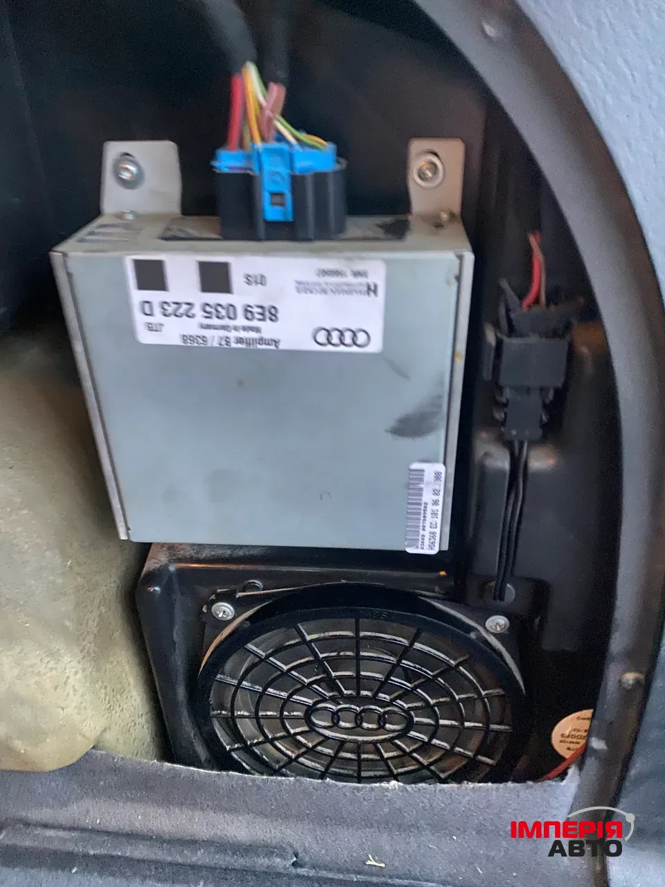 Audi A4 - фото 36