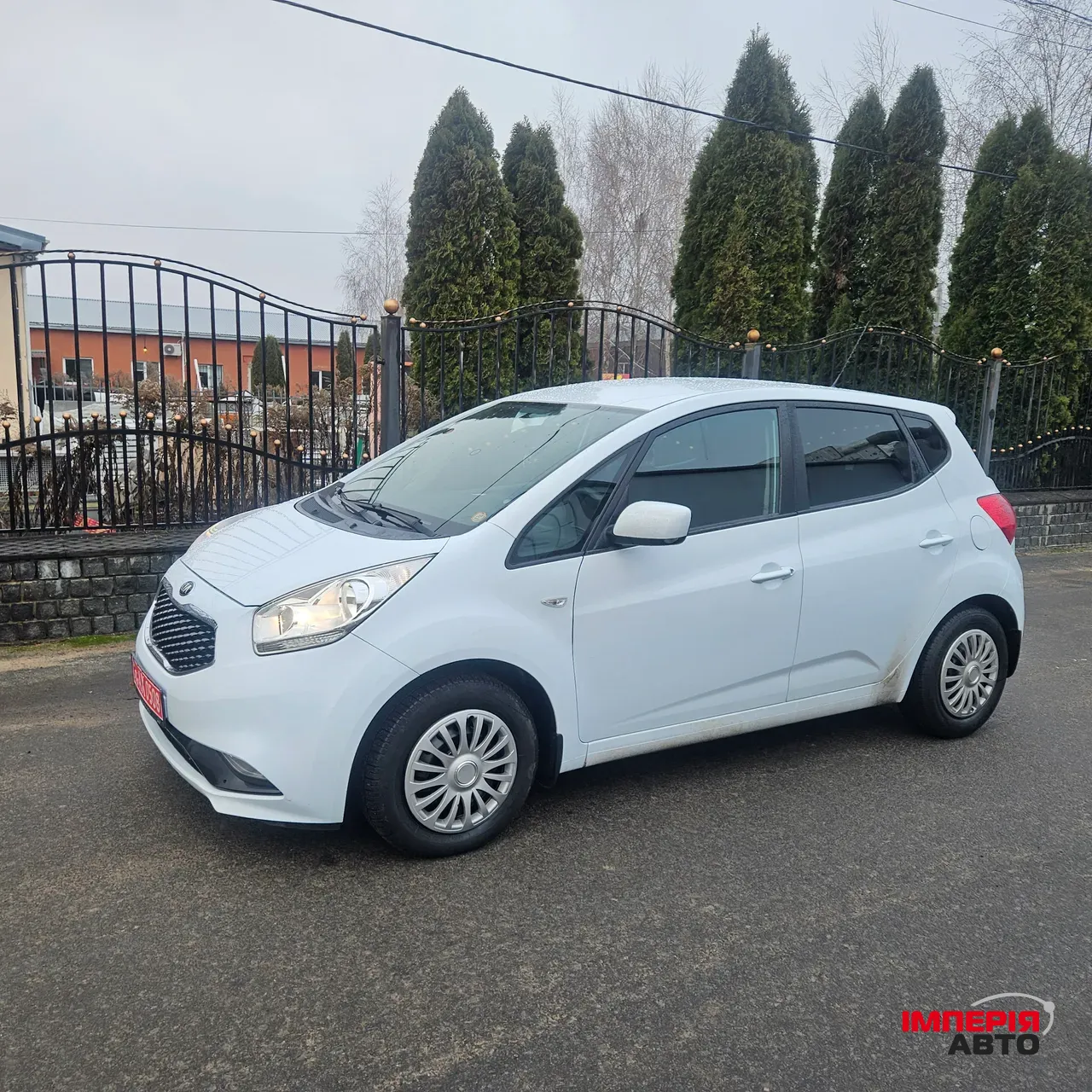 Kia Venga - фото 2