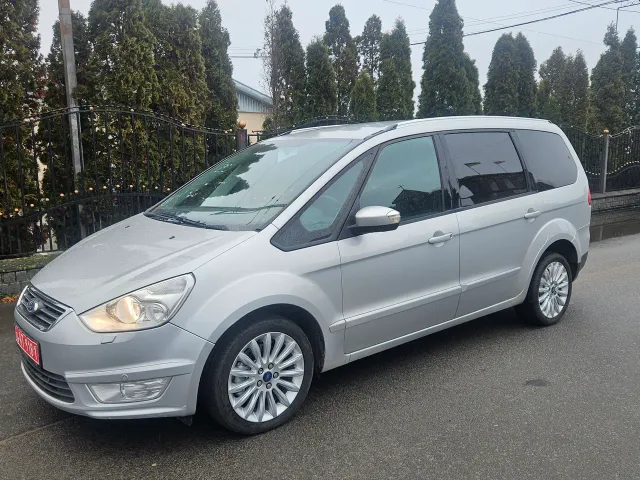 Ford Galaxy - фото 3