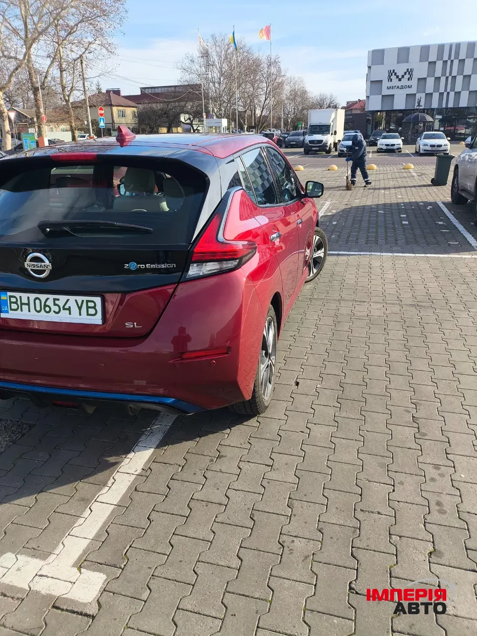 Nissan Leaf - фото 4