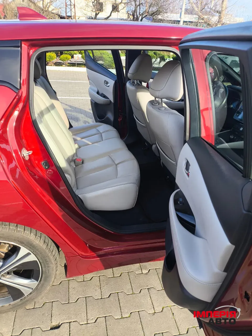 Nissan Leaf - фото 18